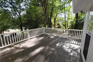 820 Oakhaven Dr, Roswell, GA 30075 - Photo 24