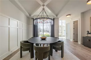 135 Mayfield Cir, Alpharetta, GA 30009 - Photo 8