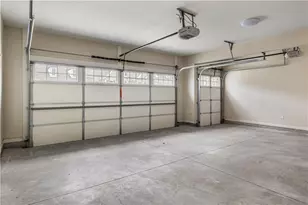 321 Cottonwood Cir, Peachtree City, GA 30269 - Photo 12