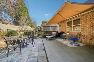 4526 Magnolia Club Cir, Sugar Hill, GA 30518 - Photo 10