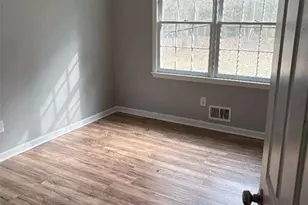 990 Walker Pl Dr, Douglasville, GA 30134 - Photo 4