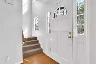 385 Tyson Cir, Roswell, GA 30076 - Photo 4