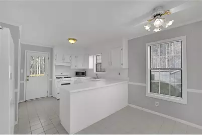 385 Tyson Circle, Roswell, GA 30076 - Photo 12