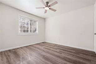 233 SW Peyton Pl SW, Atlanta, GA 30311 - Photo 14