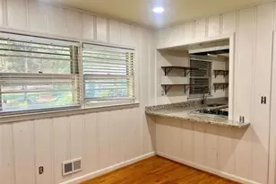 2560 Wood Valley Dr, East Point, GA 30344 - Photo 6