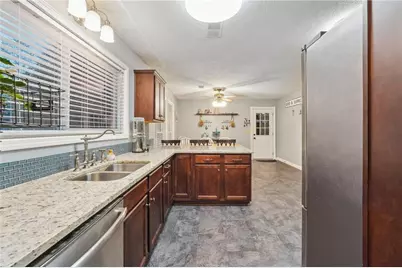 4185 Meadow Court, Marietta, GA 30066 - Photo 12