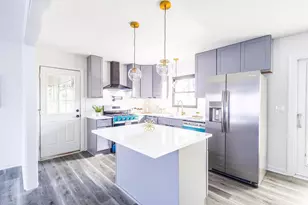 3253 Shadowridge Dr SW, Marietta, GA 30008 - Photo 10