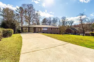 3253 Shadowridge Dr SW, Marietta, GA 30008 - Photo 1