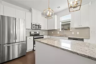 124 Auburn Woods Dr, Auburn, GA 30011 - Photo 14