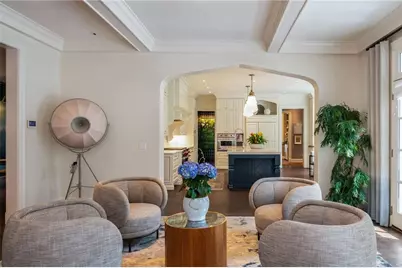 210 Peachtree Circle NE, Atlanta, GA 30309 - Photo 44