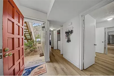 2911 Ironwood Road, Marietta, GA 30067 - Photo 4