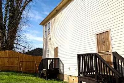 478 Sunset Avenue NW, Atlanta, GA 30318 - Photo 4