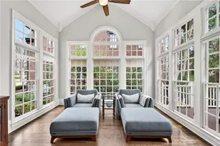 575 Trimble Lake Ct, Atlanta, GA 30342 - Photo 16