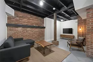 1460 Hartford Ave SW, Atlanta, GA 30310 - Photo 2