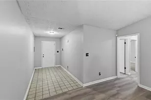 621 Maple Dr, Riverdale, GA 30274 - Photo 12