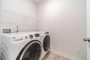 1584 Long Shadow Ln, Snellville, GA 30078 - Photo 8