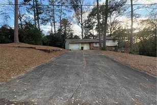 101 Forest Hill Dr, Warner Robins, GA 31088 - Photo 2