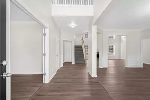 1087 Crown Landing Pkwy, McDonough, GA 30252 - Photo 1