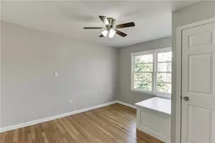 300 Forest St, Buford, GA 30518 - Photo 24