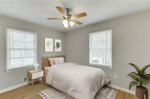 300 Forest St, Buford, GA 30518 - Photo 22