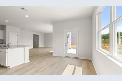 8195 Elkhorn Drive, Fairburn, GA 30213 - Photo 10