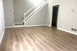 7075 Williamsburg Dr, Riverdale, GA 30274 - Photo 6