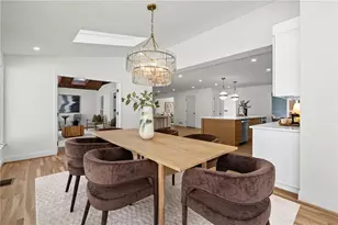 6300 Mountain Brook Ln, Atlanta, GA 30328 - Photo 14