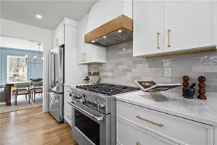 6300 Mountain Brook Ln, Atlanta, GA 30328 - Photo 6