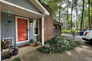 4320 Cary Dr, Snellville, GA 30039 - Photo 2