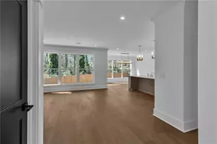 274 White St, Hoschton, GA 30548 - Photo 8