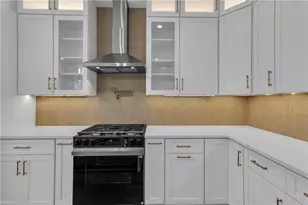 274 White St, Hoschton, GA 30548 - Photo 20