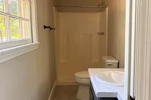 4795 Manor Dr, Stone Mountain, GA 30087 - Photo 10