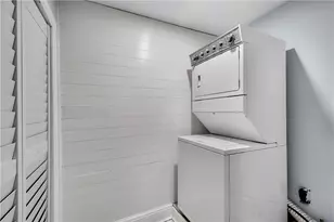 860 Waterbrook Ct, Roswell, GA 30076 - Photo 16