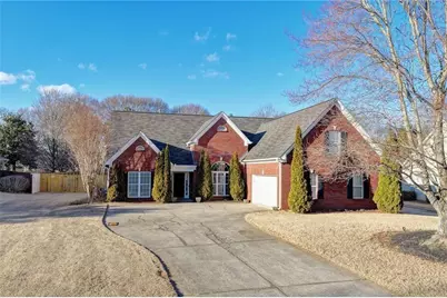 8415 Meadowgrove Lane, Gainesville, GA 30506 - Photo 2
