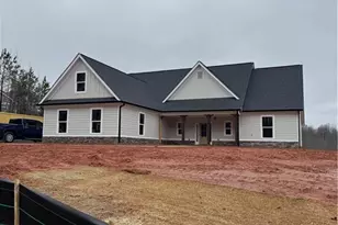 647 Fairview Rd, Pendergrass, GA 30567 - Photo 2