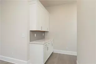 5525 Misty Gln Ln, Cumming, GA 30040 - Photo 10