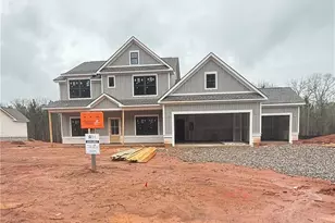 327 Weslyn Dr, Social Circle, GA 30025 - Photo 2