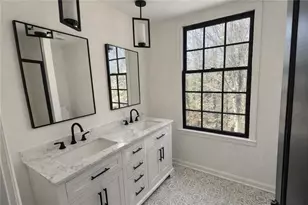 4570 Orkney Ln SW, Atlanta, GA 30331 - Photo 14