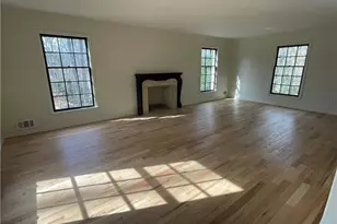 4570 Orkney Ln SW, Atlanta, GA 30331 - Photo 6