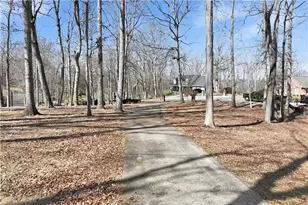 2511 N Oaks Dr, Gainesville, GA 30506 - Photo 38