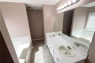 70 Sunny Brook Dr, Newnan, GA 30263 - Photo 6