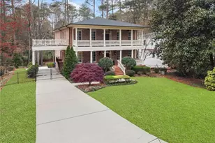 3188 Towerview Dr NE, Atlanta, GA 30324 - Photo 2