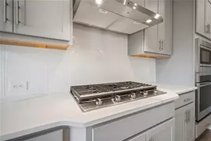 5503 Tullis Dr, Gainesville, GA 30507 - Photo 16