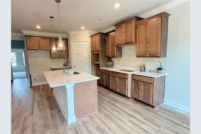 5503 Tullis Drive, Gainesville, GA 30507 - Photo 8