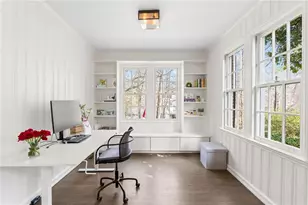 3784 Ivy Rd NE, Atlanta, GA 30342 - Photo 16