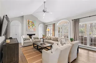 3784 Ivy Rd NE, Atlanta, GA 30342 - Photo 18