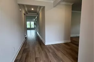 5504 Tullis Dr, Gainesville, GA 30507 - Photo 10