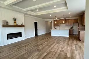 5504 Tullis Dr, Gainesville, GA 30507 - Photo 12