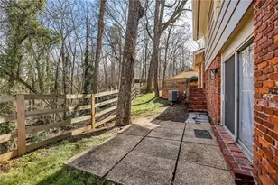 6555 Williamson Dr, Atlanta, GA 30328 - Photo 32