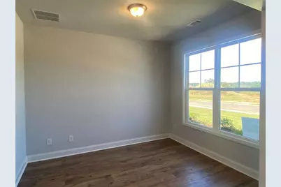 372 Glenside Drive, Jefferson, GA 30549 - Photo 6